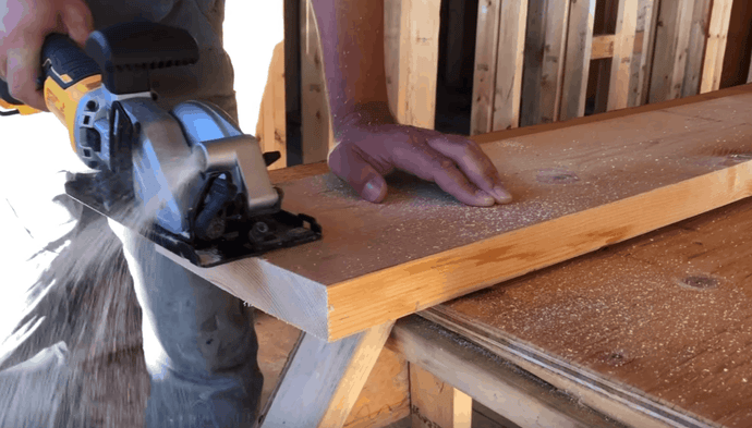The Best Small Circular Saw Review & Buyers Guide