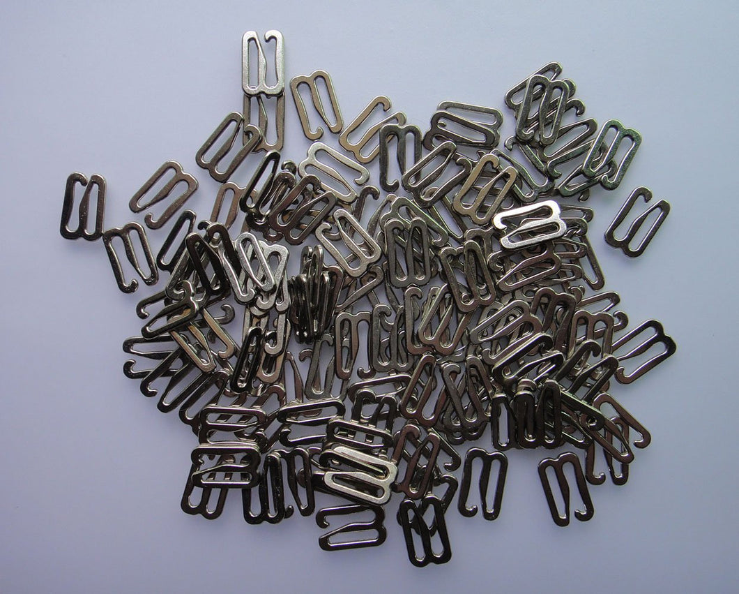 Lyracces Wholesale Lots 100pcs Metal Hardware Lingerie Adjustment Bikini S Replacement Hooks Clasp Figure 9 Hoops for Bra Strap Apparel Holder Findings (12mm 1/2 in, Silver tone)