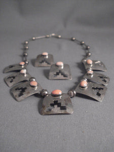 Beautiful Vintage Navajo 'Geomtric Pueblo' Pink Rhodolyte Native American Jewelry Silver Necklace